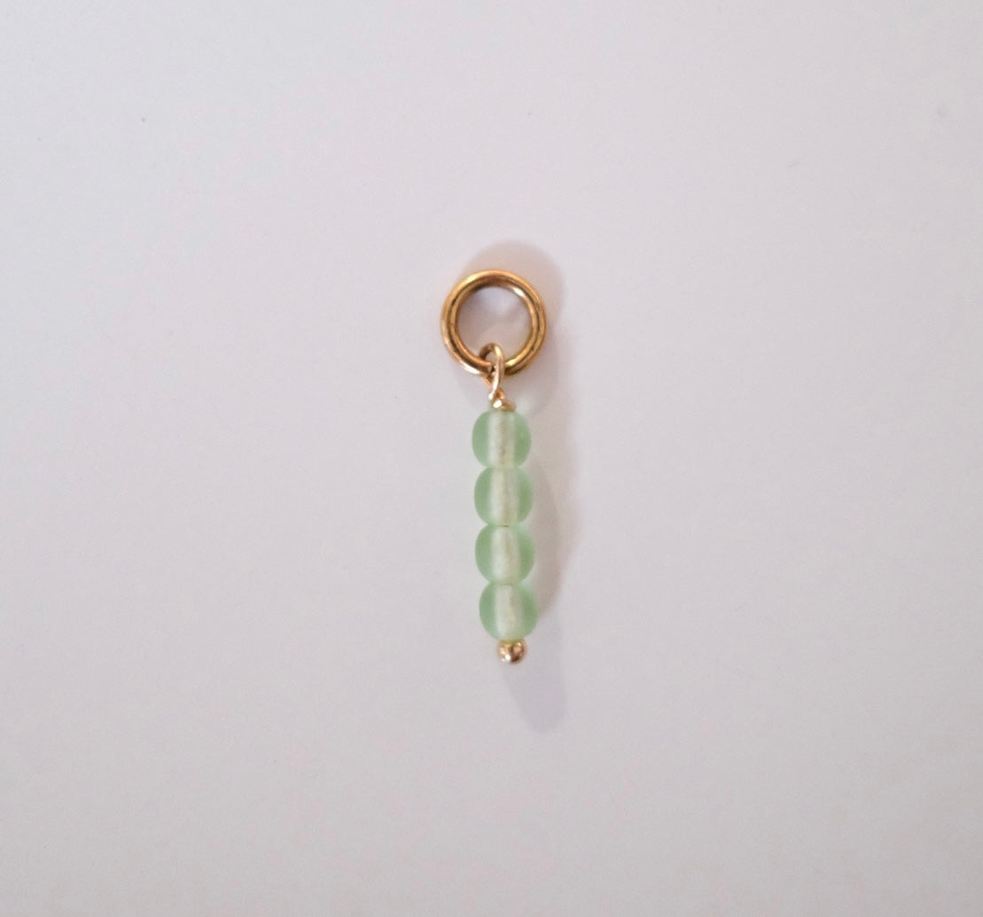 Light green bar charm C56