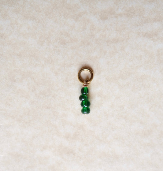 Green bar charm C83