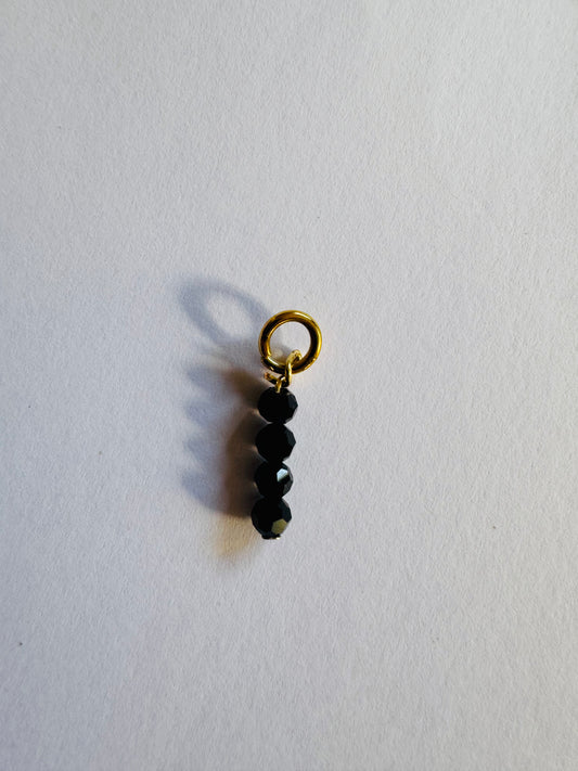 Black bar charm C91